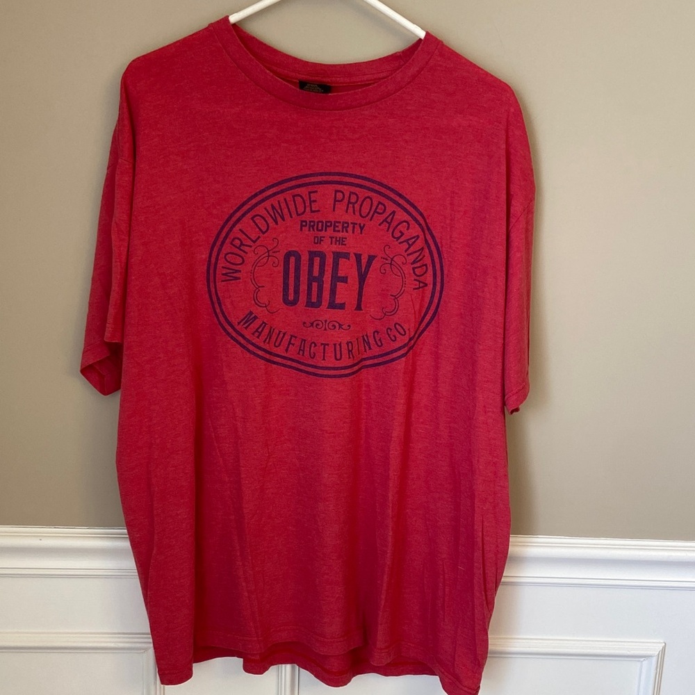 Men’s Obey Red Short Sleeve Tee -‎ XXL